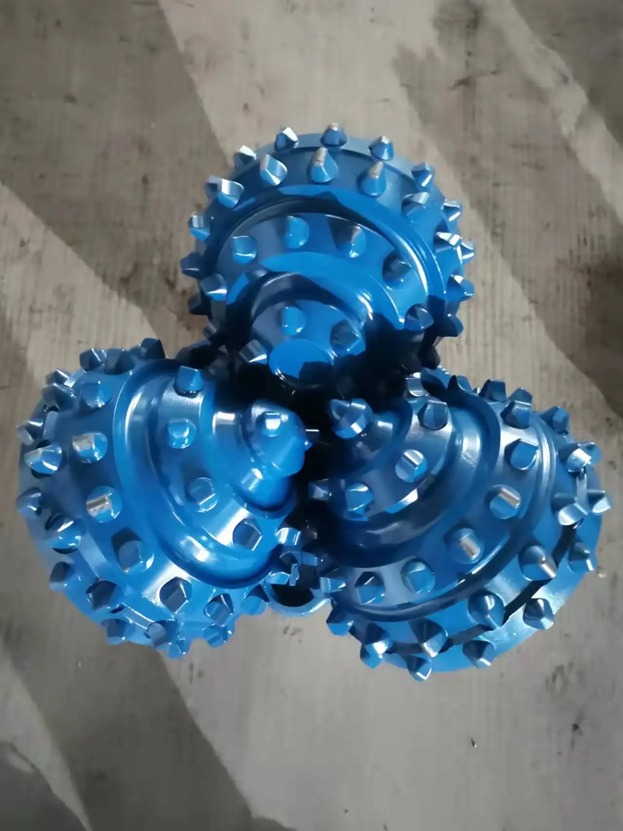 Rock Tricone Drill Bit New Factory IADC537 12 inch Iron Hot Product Drilling Tool Forging Water Well