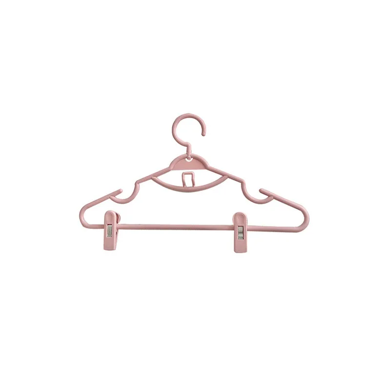 Hot Macaron color household non-slip and non-trace multi-functional 360 degrees rotatable plastic hanger with trouser clip
