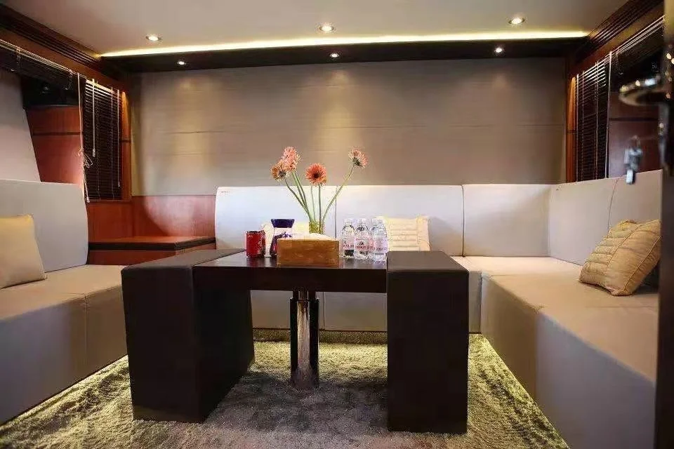 China 55.34ft fiberglass luxury speed yacht boat manufacturer