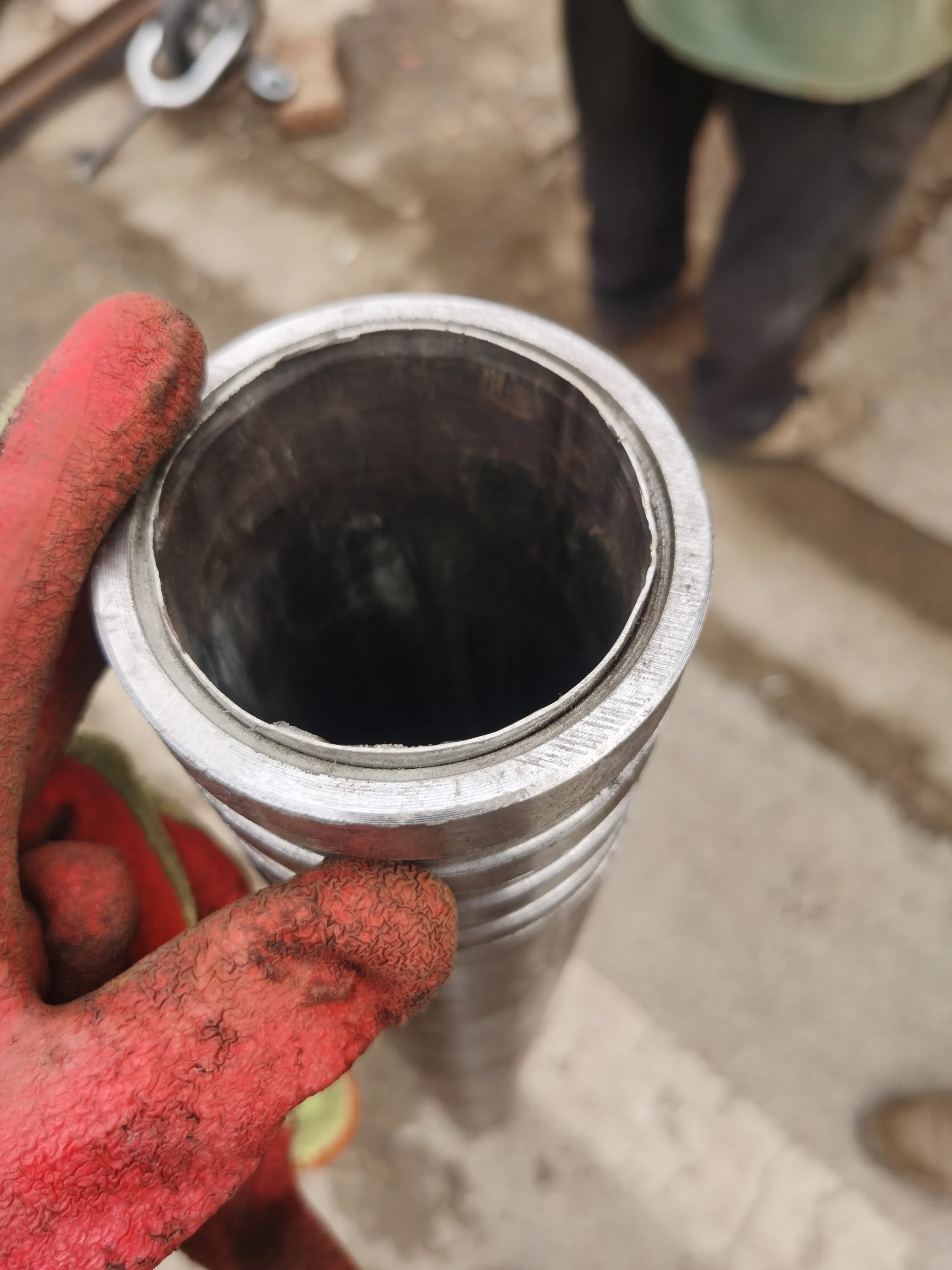 Carbon Seamless Steel pipe Lined with stainless steel clad pipe Hollow Underground bunker