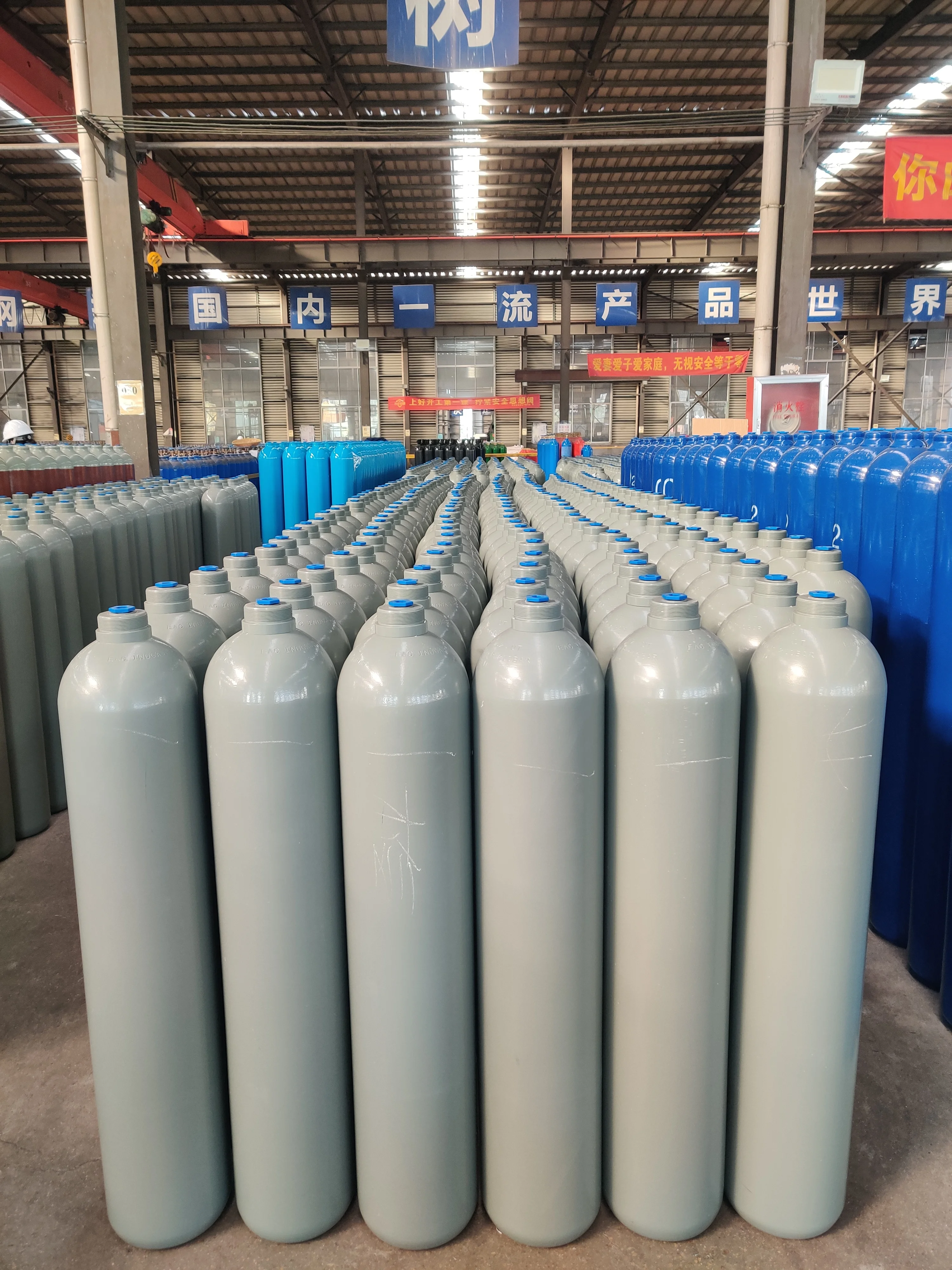ISO9809-3 High Pressure Chlorine Hydrogen CO2 Argon Gas Cylinder
