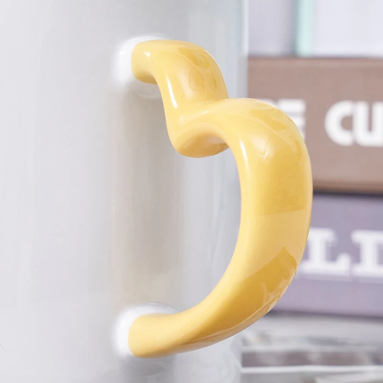 Wholesale Colourful Heart Shaped Handle White Blank Mug Sublimation 11OZ Inner Color Ceramic Mugs