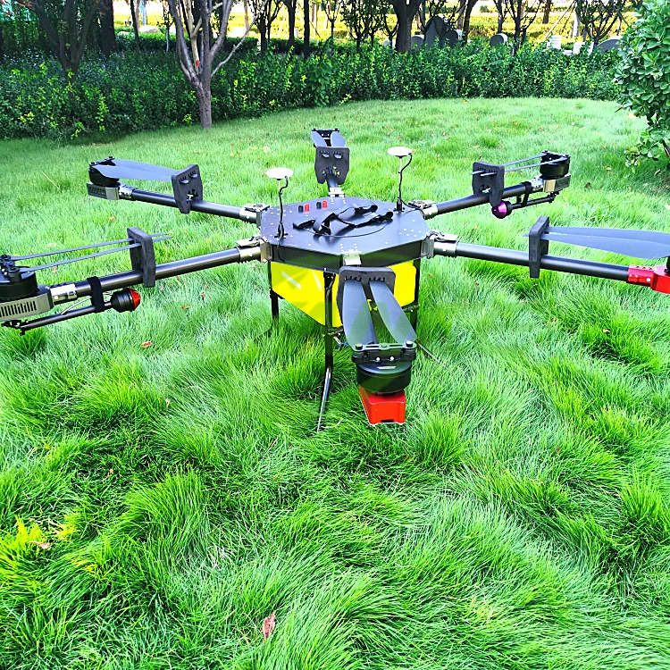 
New technology 15L agricultural fumigation drones manufacturer, sprayer drone supplier in China  (60618844261)