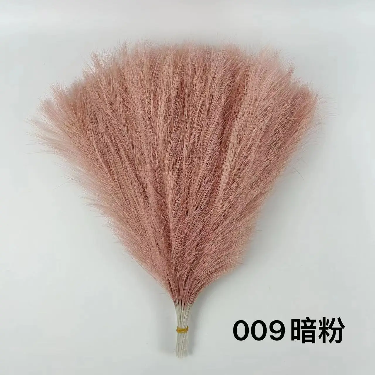 Carnival supplies Artificial pampas grass simulated feather wedding props reed hair wholesale
