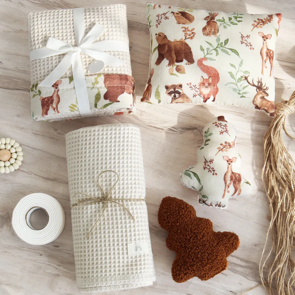 2024 New Arrival Muslin Waffle Double Side Baby Blanket Bamboo Cotton 110x70 Skin-friendly Warm Newborn Swaddle Wraps Baby Gift