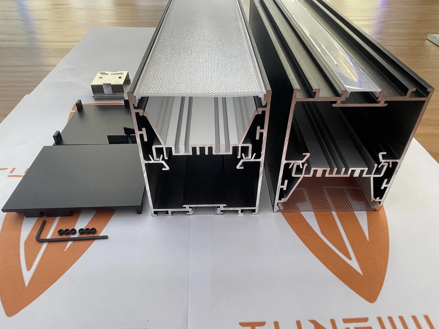 75mm*95mm Office gym Supermarket Decorative Recessed Pendant LED Linear Lights LED Aluminum Profile