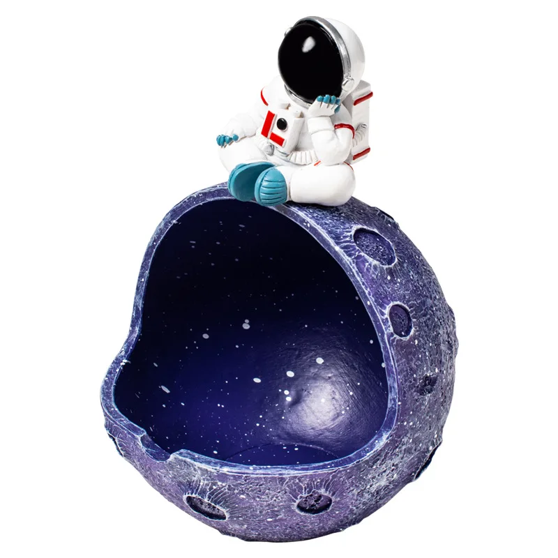 custom logo air smokeless portable cigar ashtray wind proof smokeless astronaut ceramic ashtray with lid