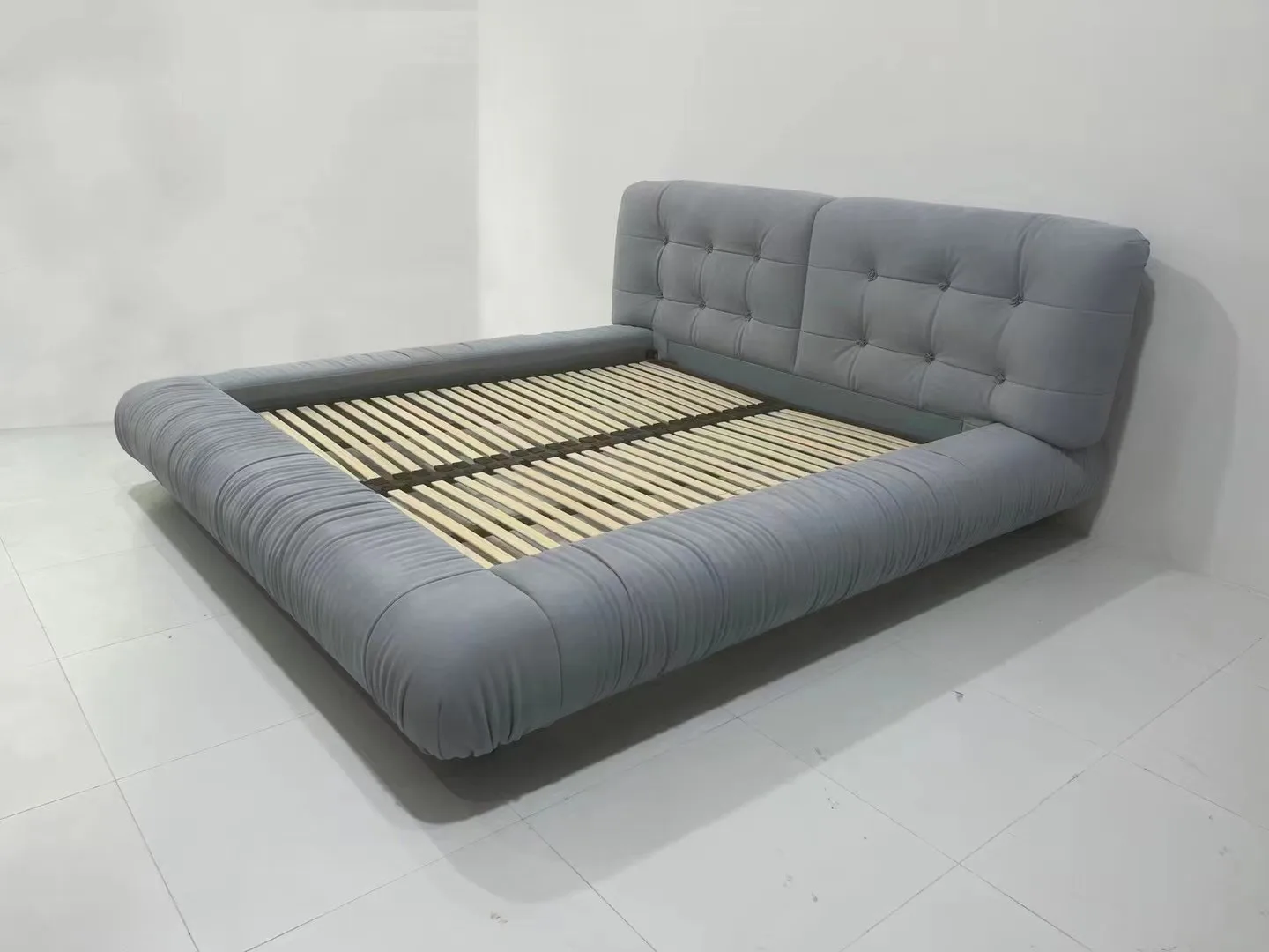 Deluxe bedroom furniture bed Three-proof technology cloth wabi-Sabi Bedroom floor bed Tatami queen bed Durable master bedroom