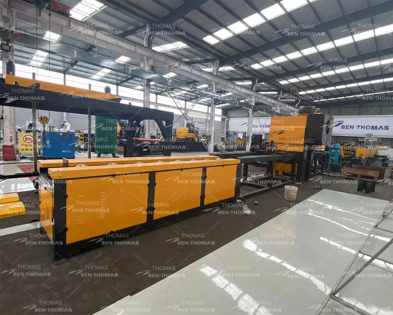 silo stiffener forming machine / Omega Channel Machine U Z C shaped Purline Processing Machine Automatic High Speed