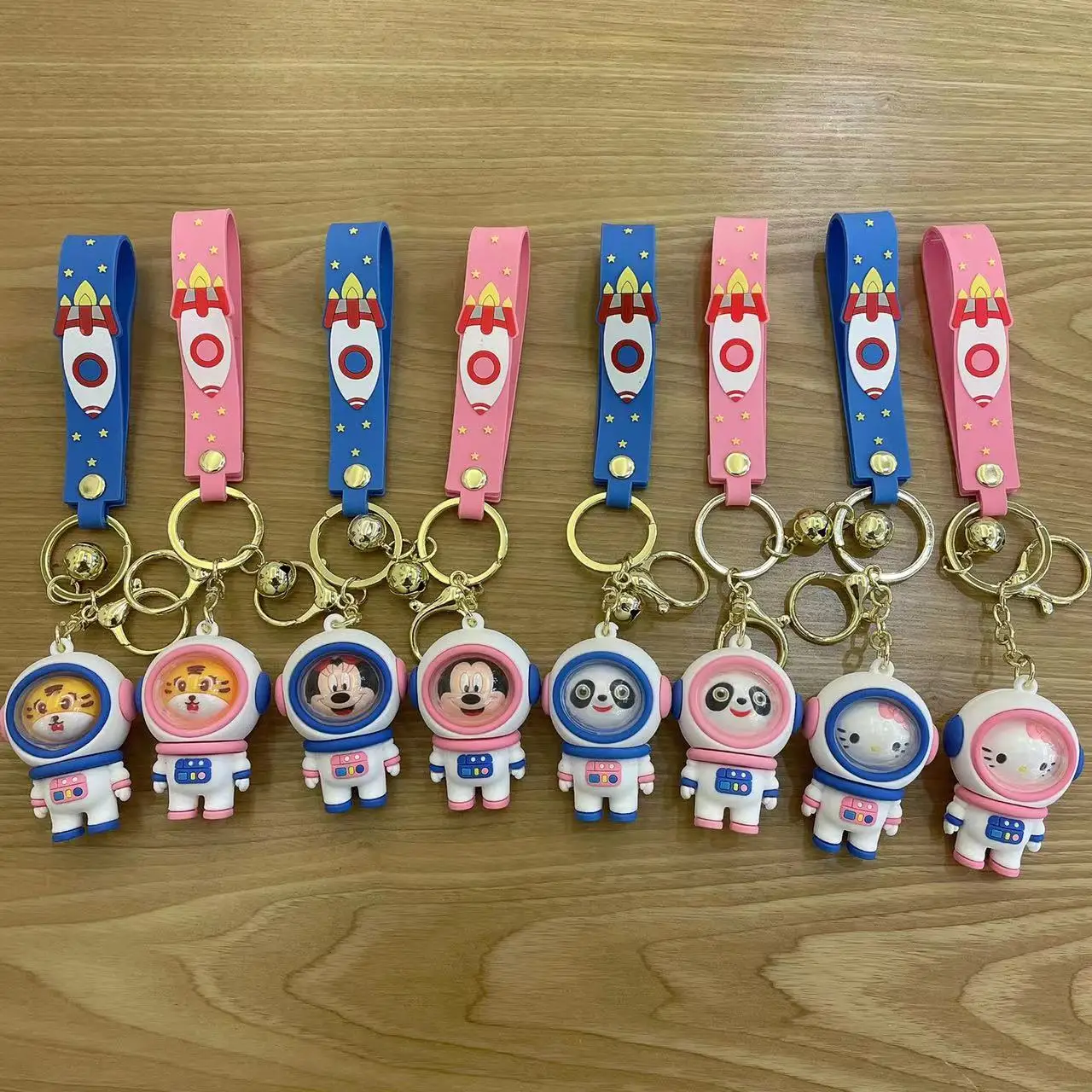 Creative Personalized Silicone Keychain Cute Cartoon Space Animal Doll Bag Pendant Key Chains
