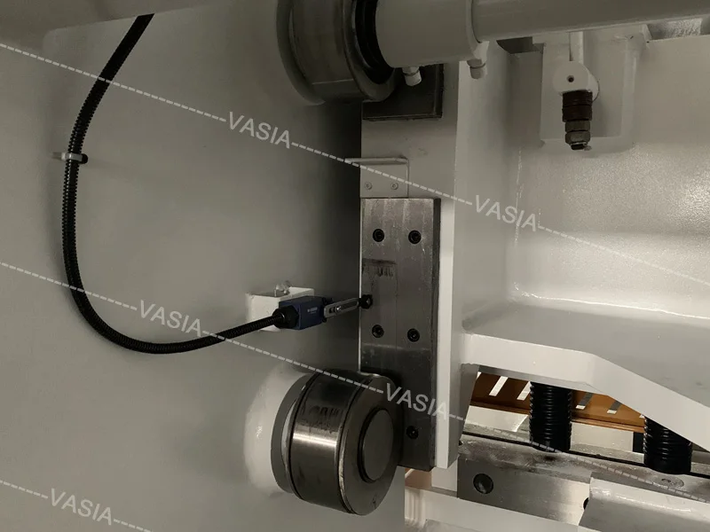 2023 updated technology of hydraulic plate shearing machine