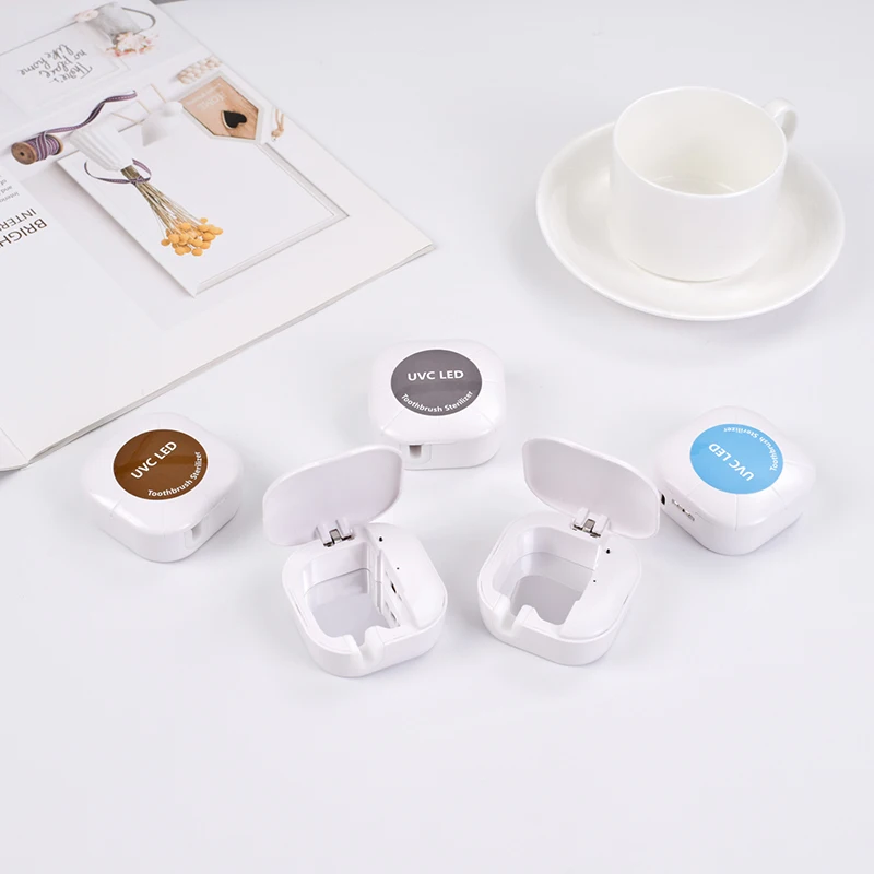 Wholesale Travel Battery Mini Single Toothbrush Case Sterilize Portable Plastic UVC Disinfection Toothbrush Sterilizer Box