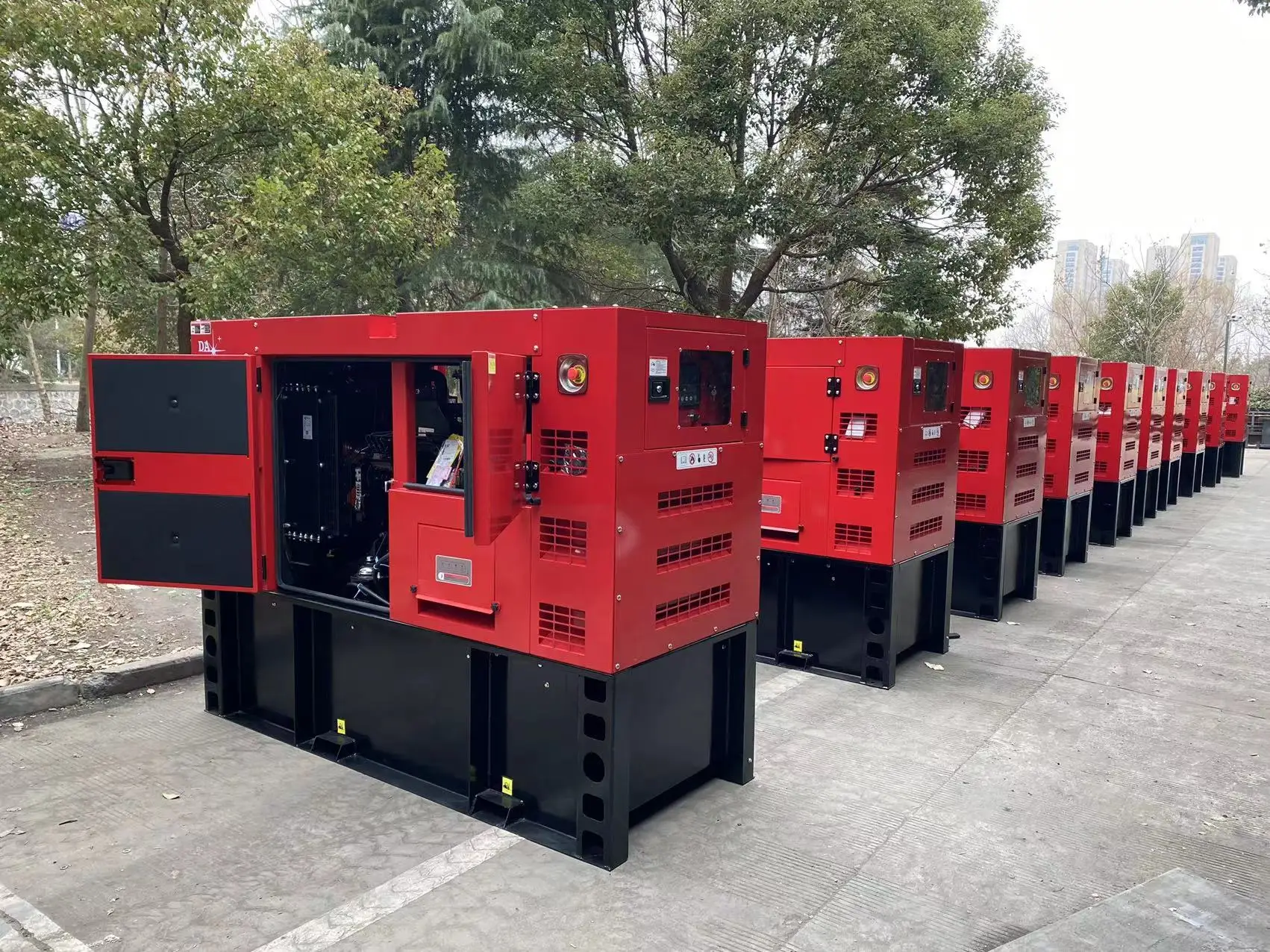 UKPerkins Engine Powered Diesel Generator Portable 15kva- 20kva 25kva 120V/240V/220V  EPA Compliant ATS