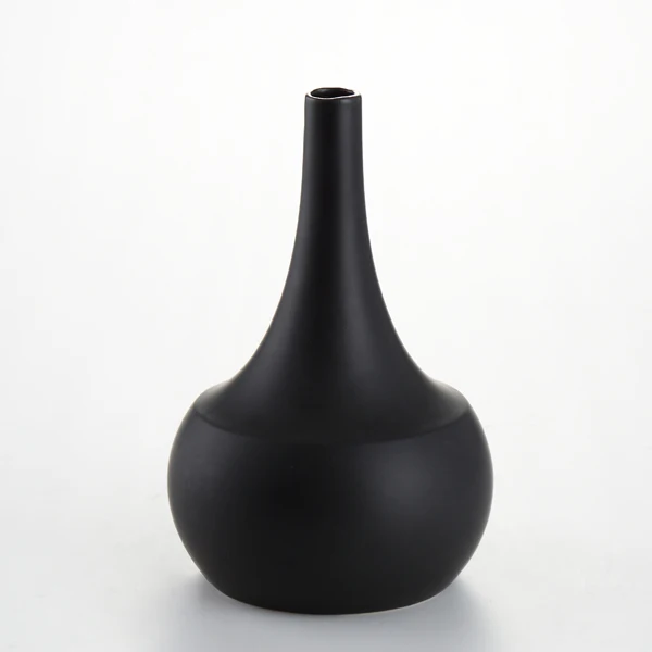 Керамическая 7-дюймовая китайская черная керамическая глазурованная ваза для бутылок с длинным горлышком