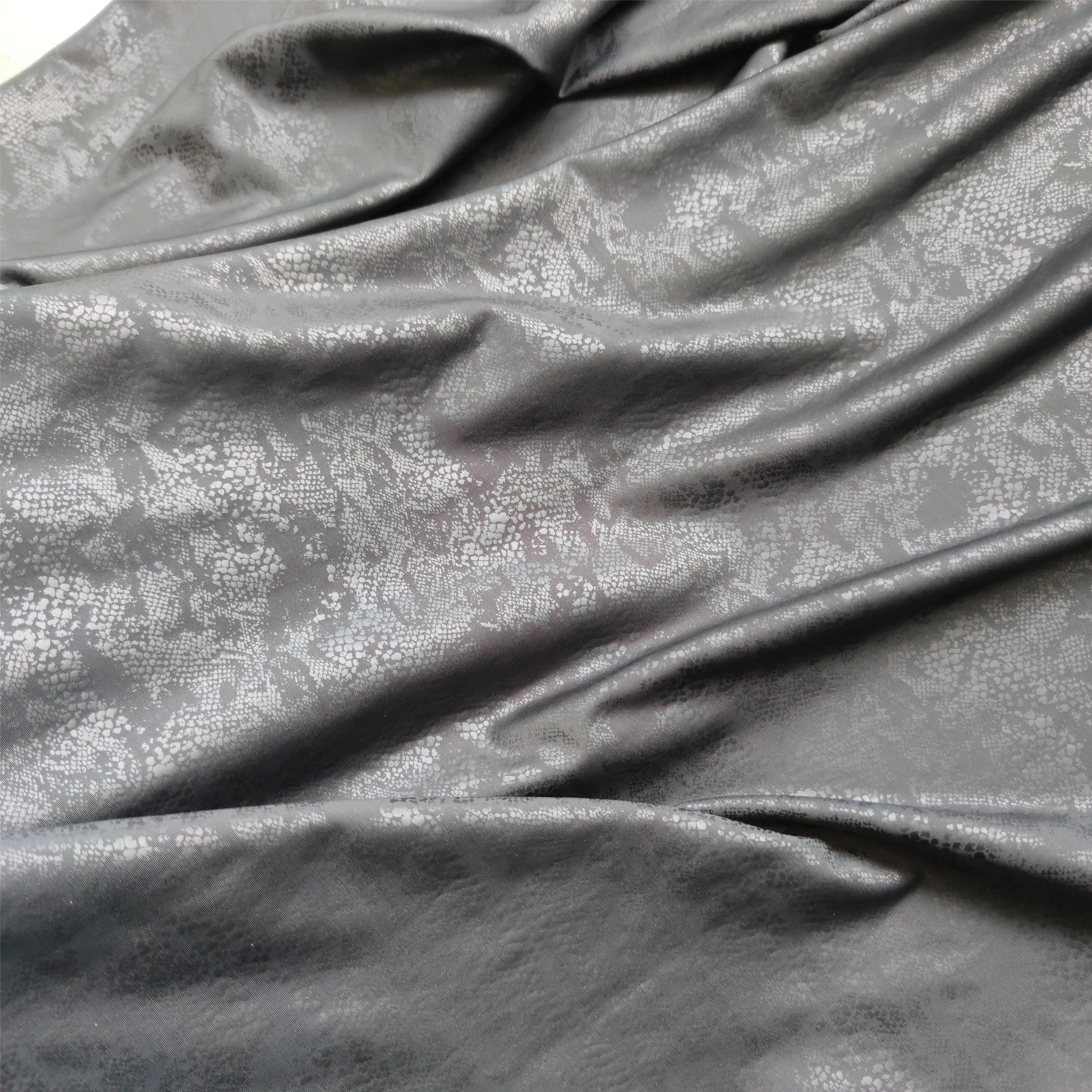 Эластичная трикотажная ткань с узором на заказ мягкая и гладкая хорошей воздухопроницаемостью для купальника нижнего белья