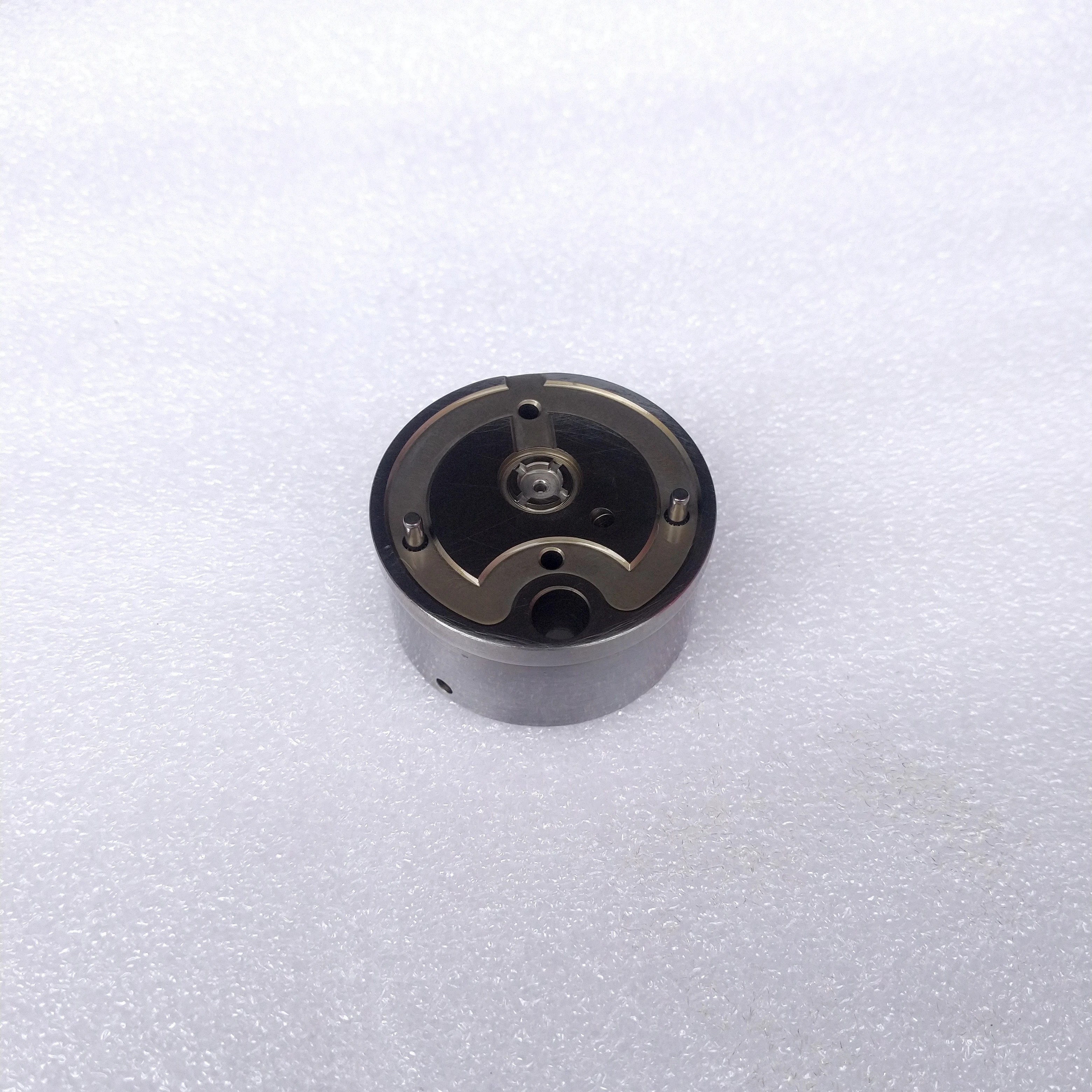 100% tested high quality actuator 7135-588 solenoid control valve for fuel injector 20547350 20810168 2054735