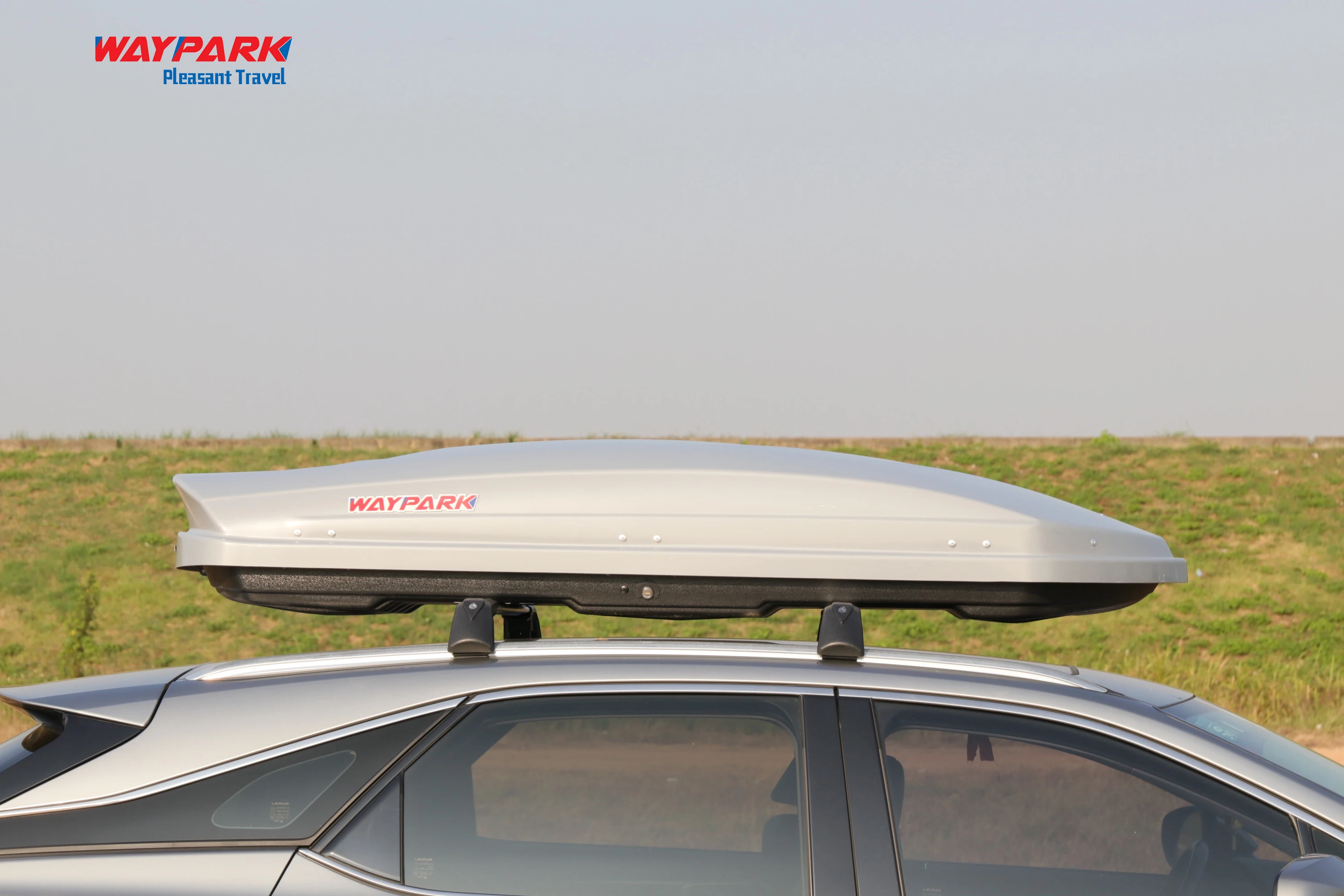Custom High Quality 700L White Large Capacity Car Luggage Roof Box ABS Plastic Roof Cargo Box For Car