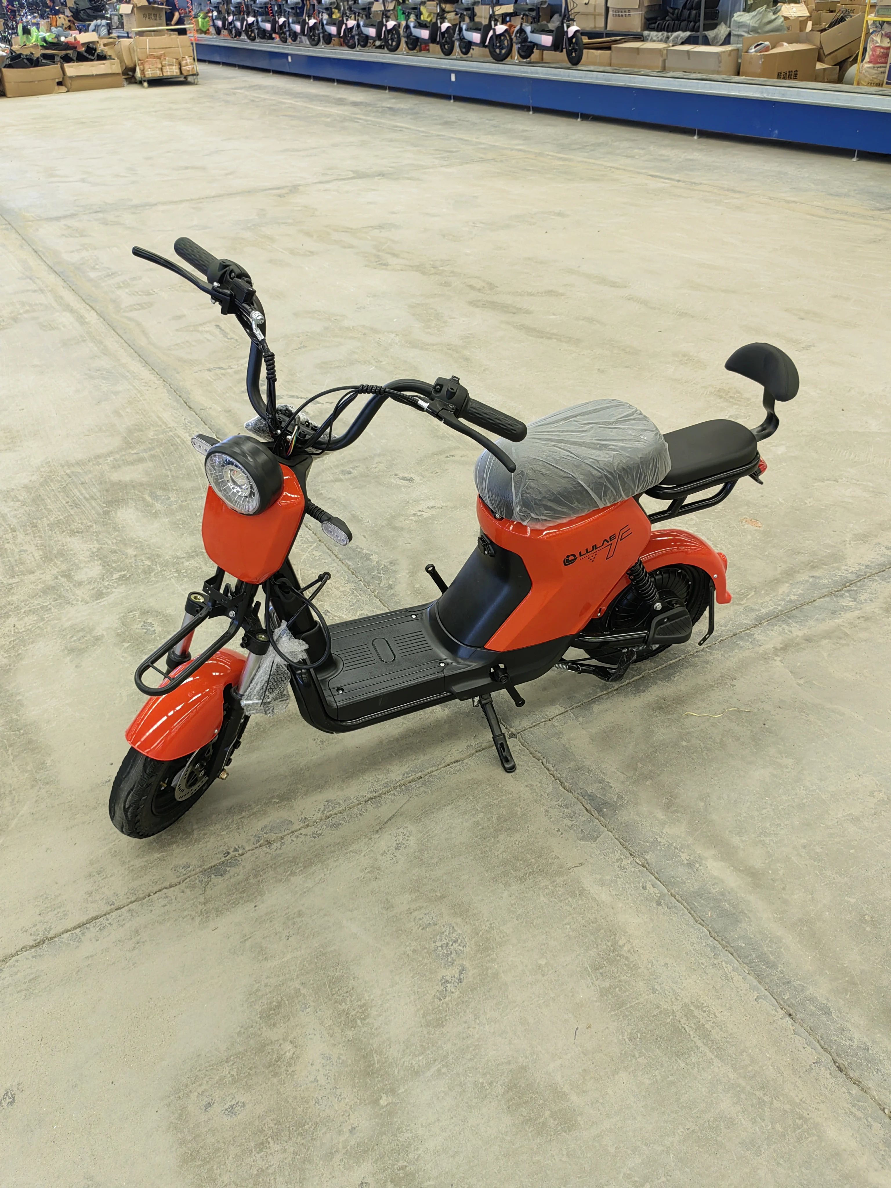 Cheap factory electric two-wheel adult electric bicycle take-out electric bicycle  500W large disc disc brake electric scooter