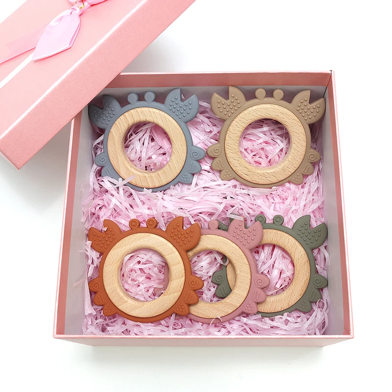 Юаней по индивидуальному заказу не нетоксичный BPA бесплатные Силиконовые игрушки для режущихся зубов новорожденных деревянные игрушечные золотые монеты Краб в форме рога Деревянный Прорезыватель