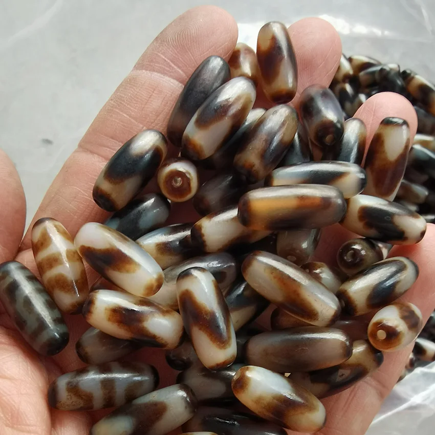 Old Eyes Nepal Tibetan Dzi