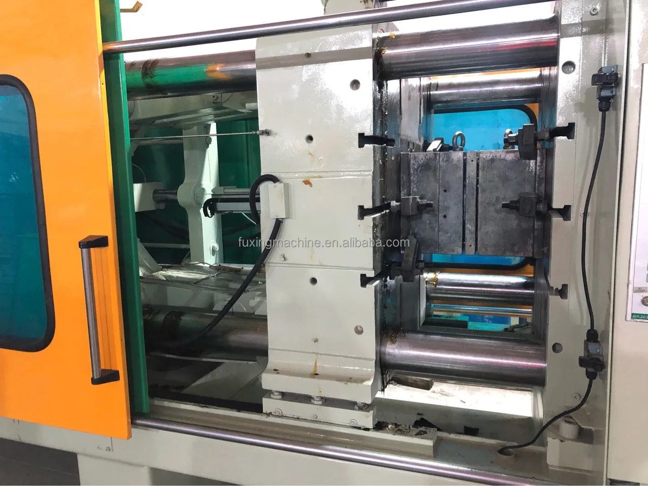 Б/у 450 тонн Тайвань бренд Chen hsong SM450 пластиковая машина для изготовления детских игрушек