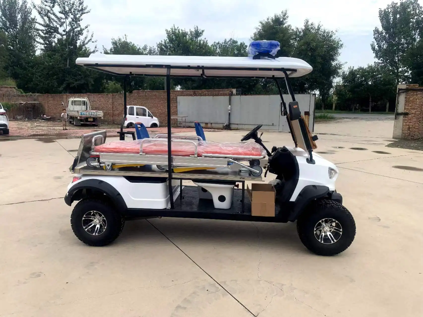 Tour Bus Wholesale 4 Wheel Best Lithium Battery Electric Hunting Electric Car Mini Electric Vehicle Golf Cart Electric Buggy Car