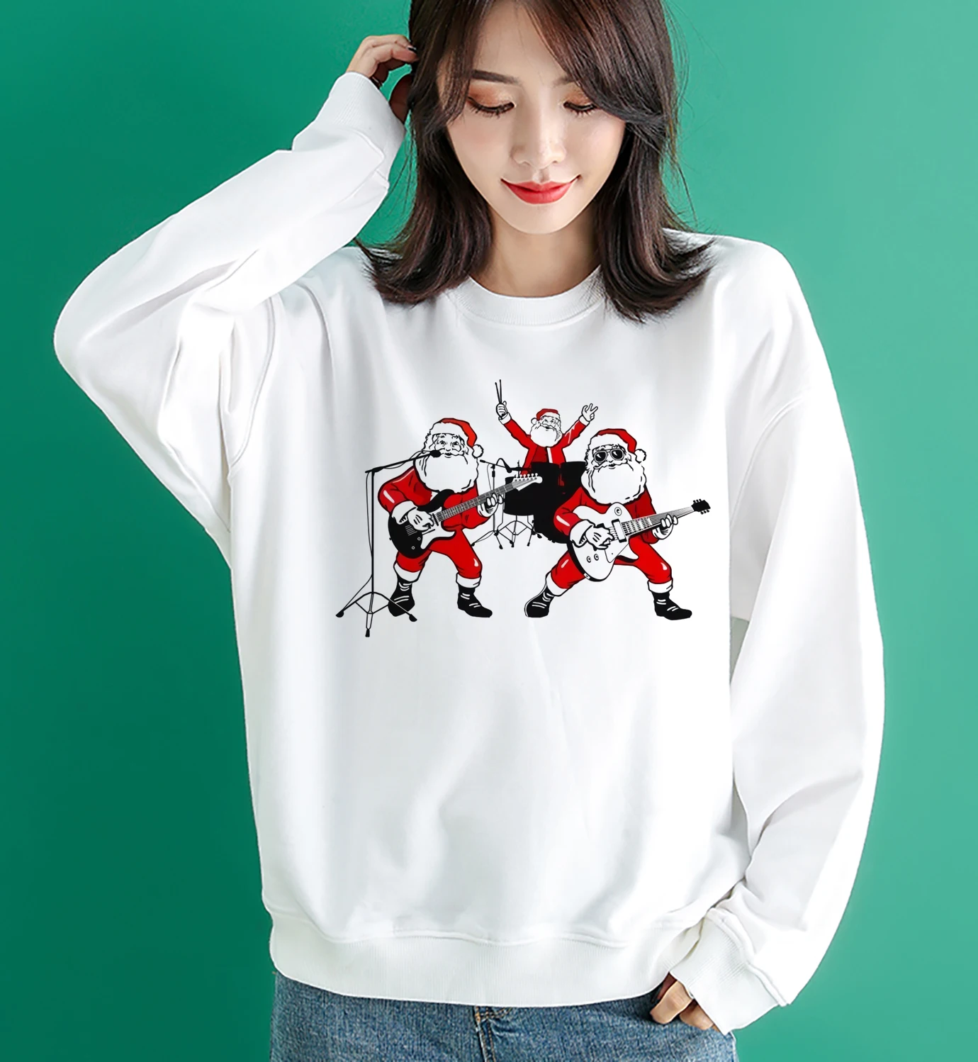 
Fashionable and beautiful Christmas print white round neck long sleeve sweater hooded sweater 