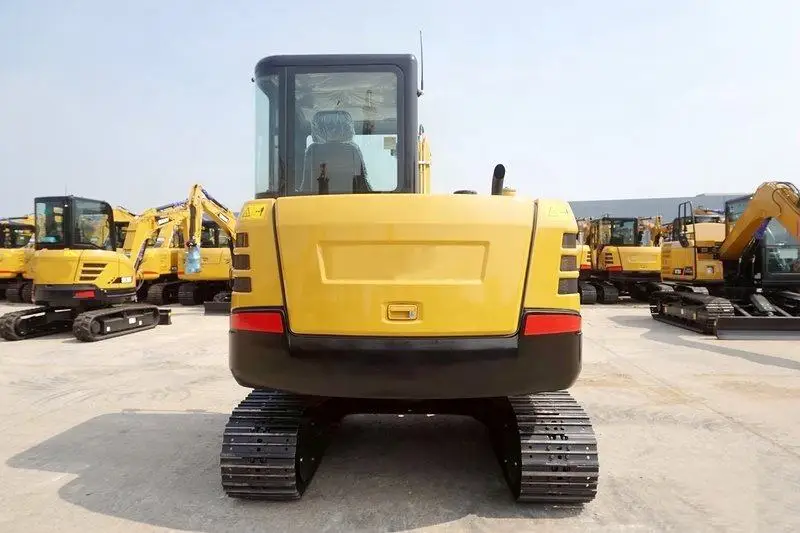 Excavator Accessories Small Black Valve  Pilot Valve Main Relief Valve