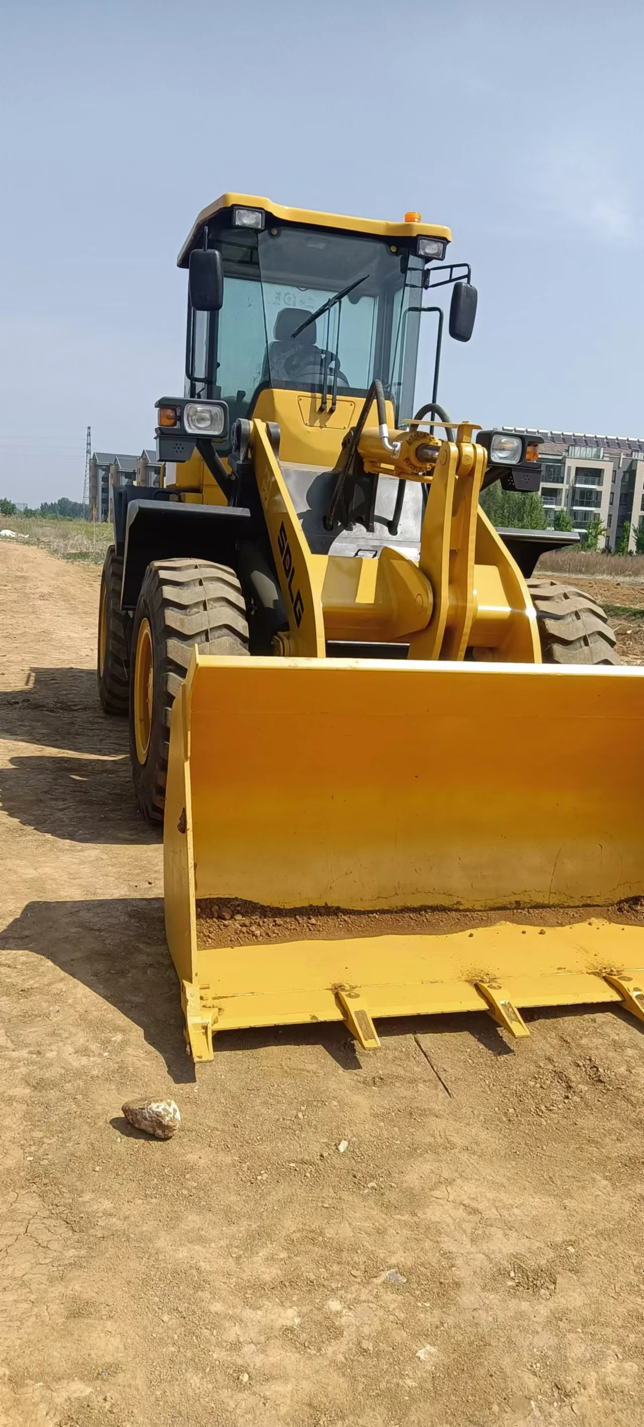 95% New Free Shipping used loaders used yellow appearance four wheels mini loaders LG933L with cheap price