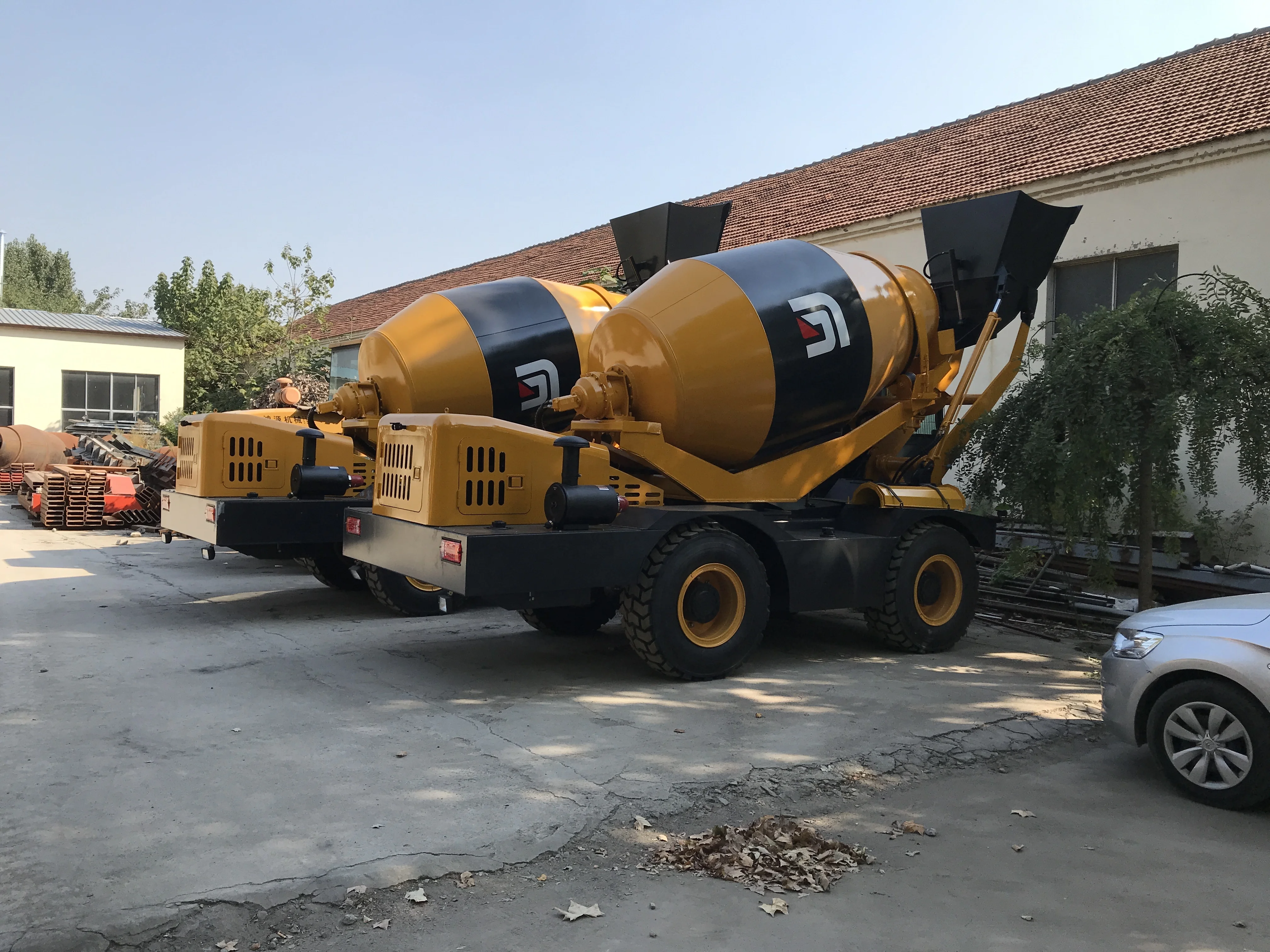High Efficiency 4m3  Self Loading Concrete Mixer HY400 for Sale