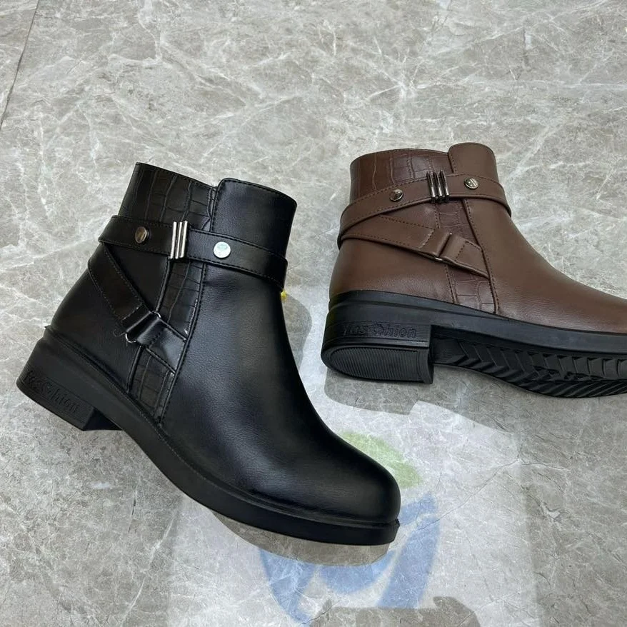 Customized Short Ankle  Pu Leather Anti-slip Daily Wear Women Boots 2023