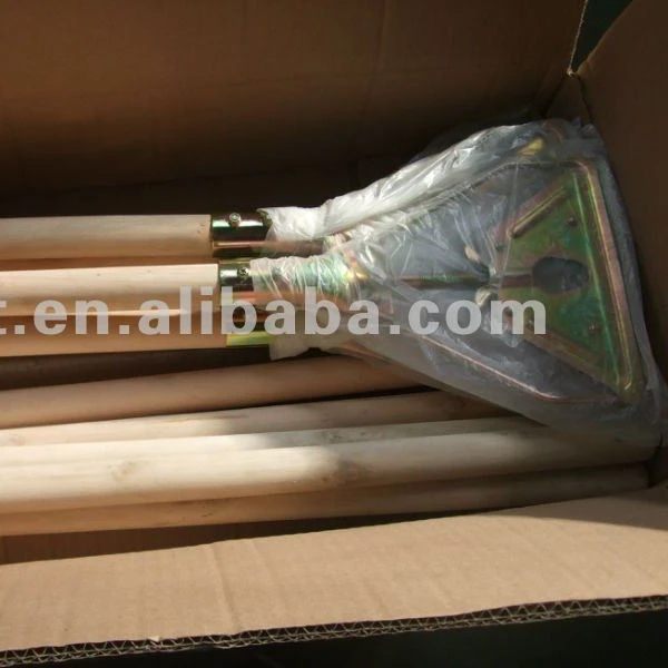 recycled floor cleaning mop clip for school