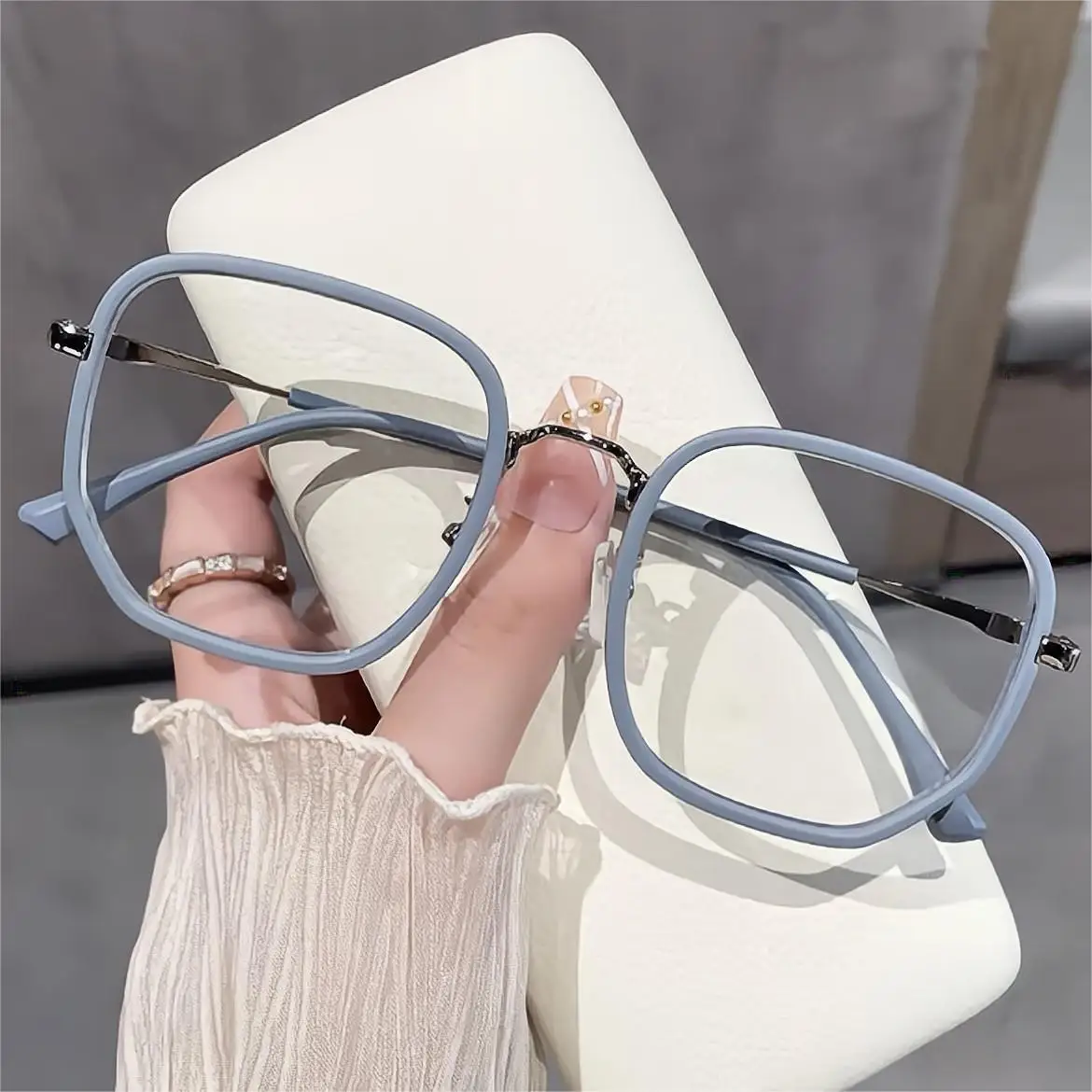 New Multilateral Tr Eyeglasses Frames Female Frosted Green Anti-blue Light Glasses Eye Protection Flat Lens Plain Face