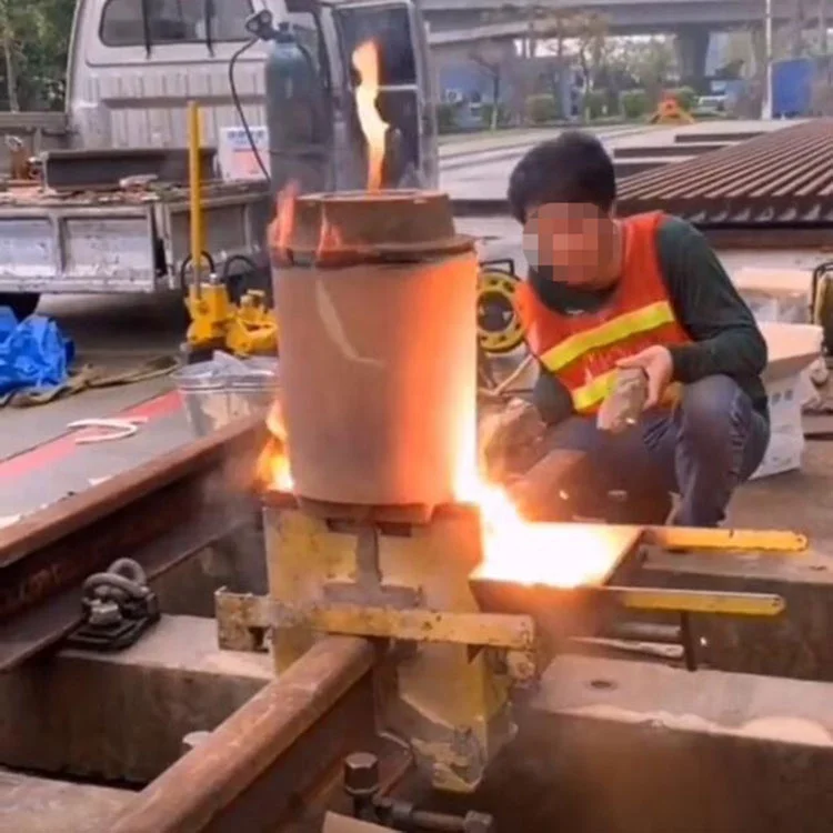 QU-70/80/100/120 Rail Welding Process Hot Thermite Welding Railroad Thermite Welding For Sale