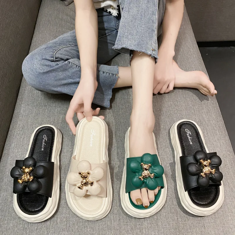 New Fashion Cute Design Slippers Summer Indoor and Outdoor Casual Versatile Comfortable Thick Sole Slippers