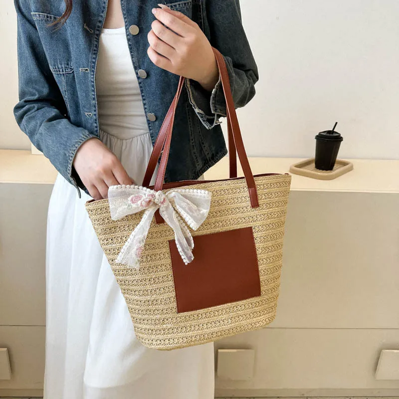 Straw bag women 2024 new holiday large capacity beach bag woven vegetable basket Tote bucket bag