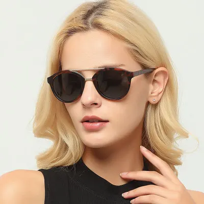 Eyewear Cat Eye Fashion Oversized Sunglasses PC+Metal Frame AC Lens Mirror Flat Women Sun Glasses Eye Protection Decoration w606