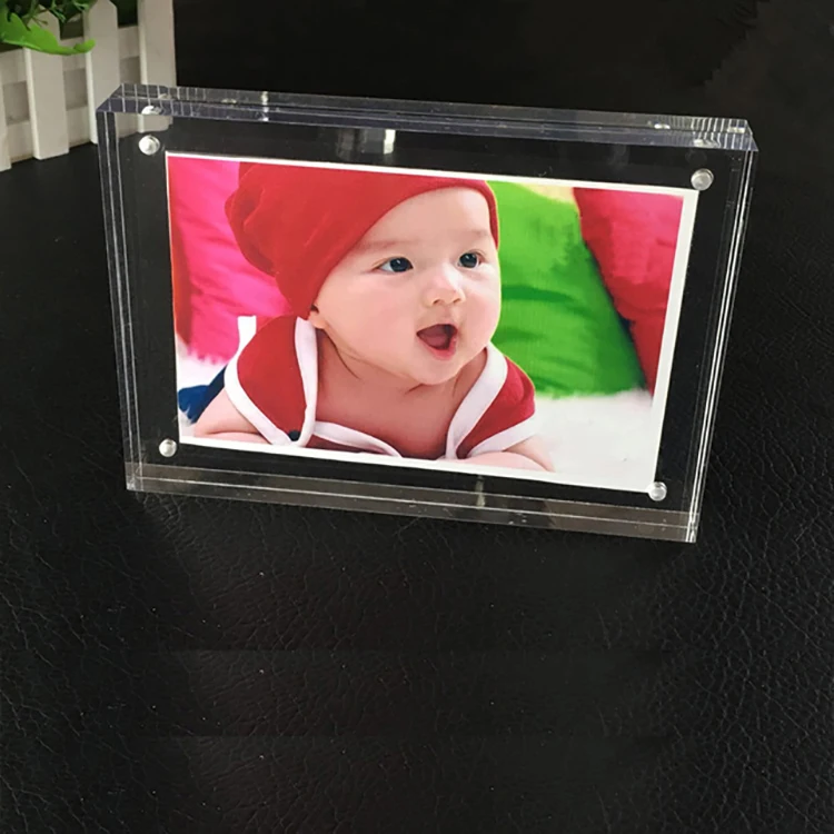 Customize Clear Acrylic Family Magnet Girls Boys Photos Acrylic Photo Frame Desktop Show