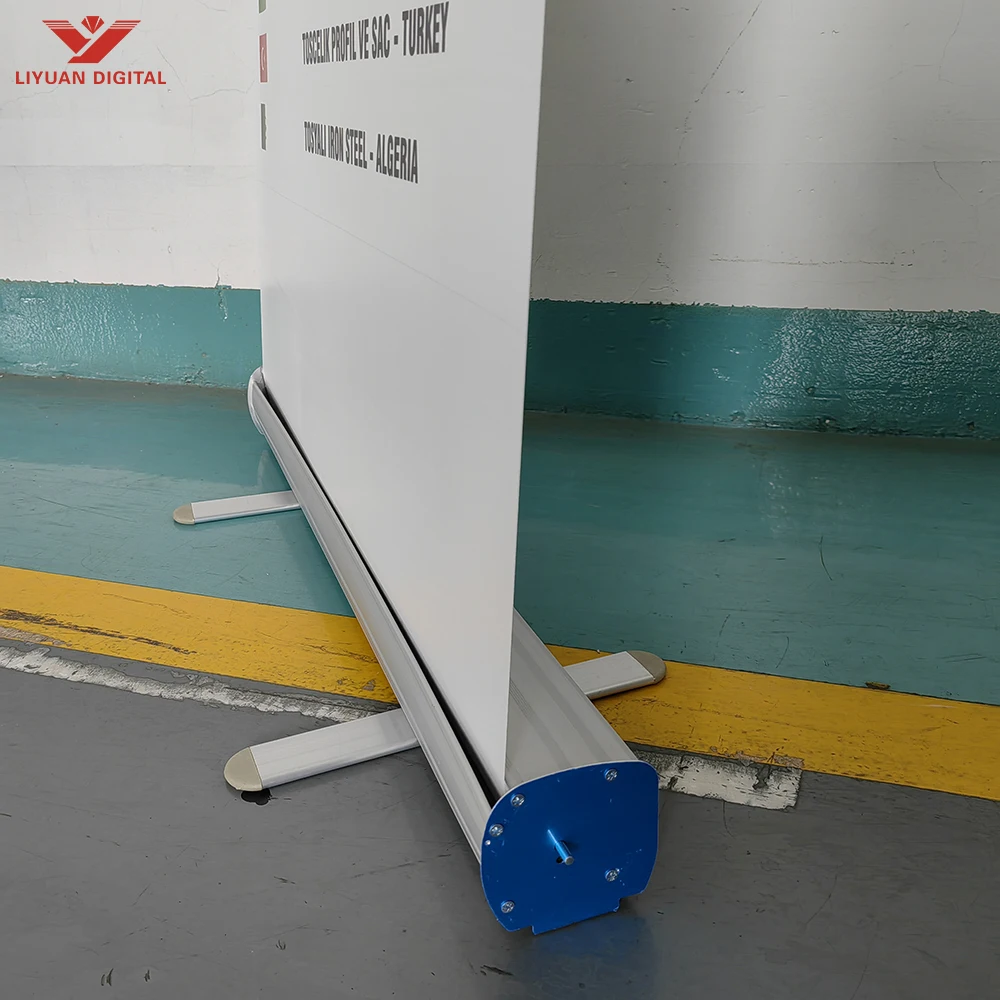 Factory Wholesale Custom Outdoor/Indoor Advertising Promotion PVC Roll Up  Banners Display Stand