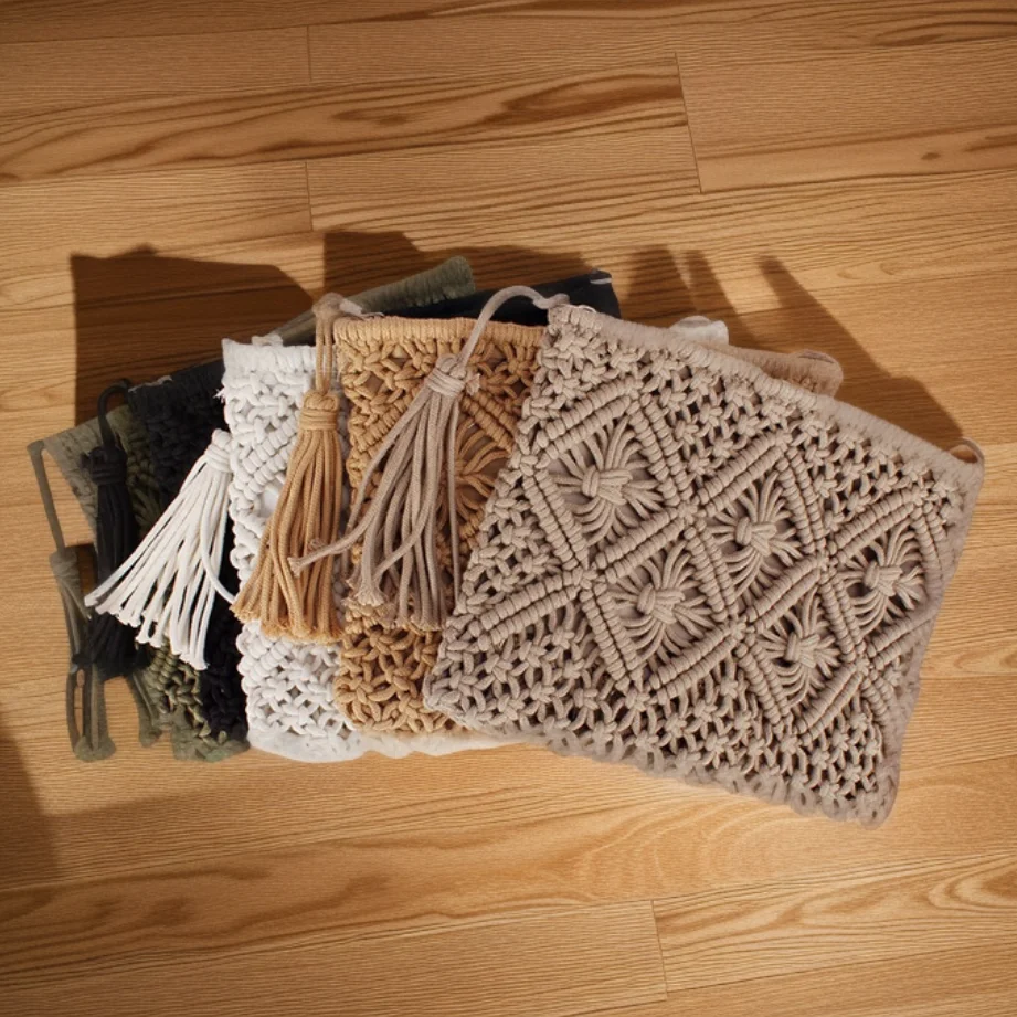 FS9272 Wholesale Vietnam Bamboo Bag Beach Handmade Woven Round Natural Straw Rattan Shoulder Bag for Women