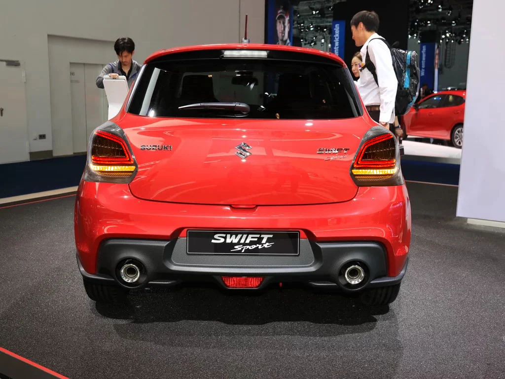 Оптовая продажа завод VLAND для сборки автомобиля задний фонарь Swift full LED 2017-UP с движущимся поворотником suzuki