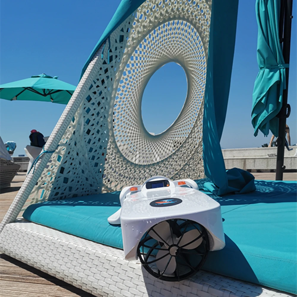 2023 15KM/H Max Speed Customized Electric Surfing Body Board Electric Sea Scooter Battery 36v China Water Scooter Prices