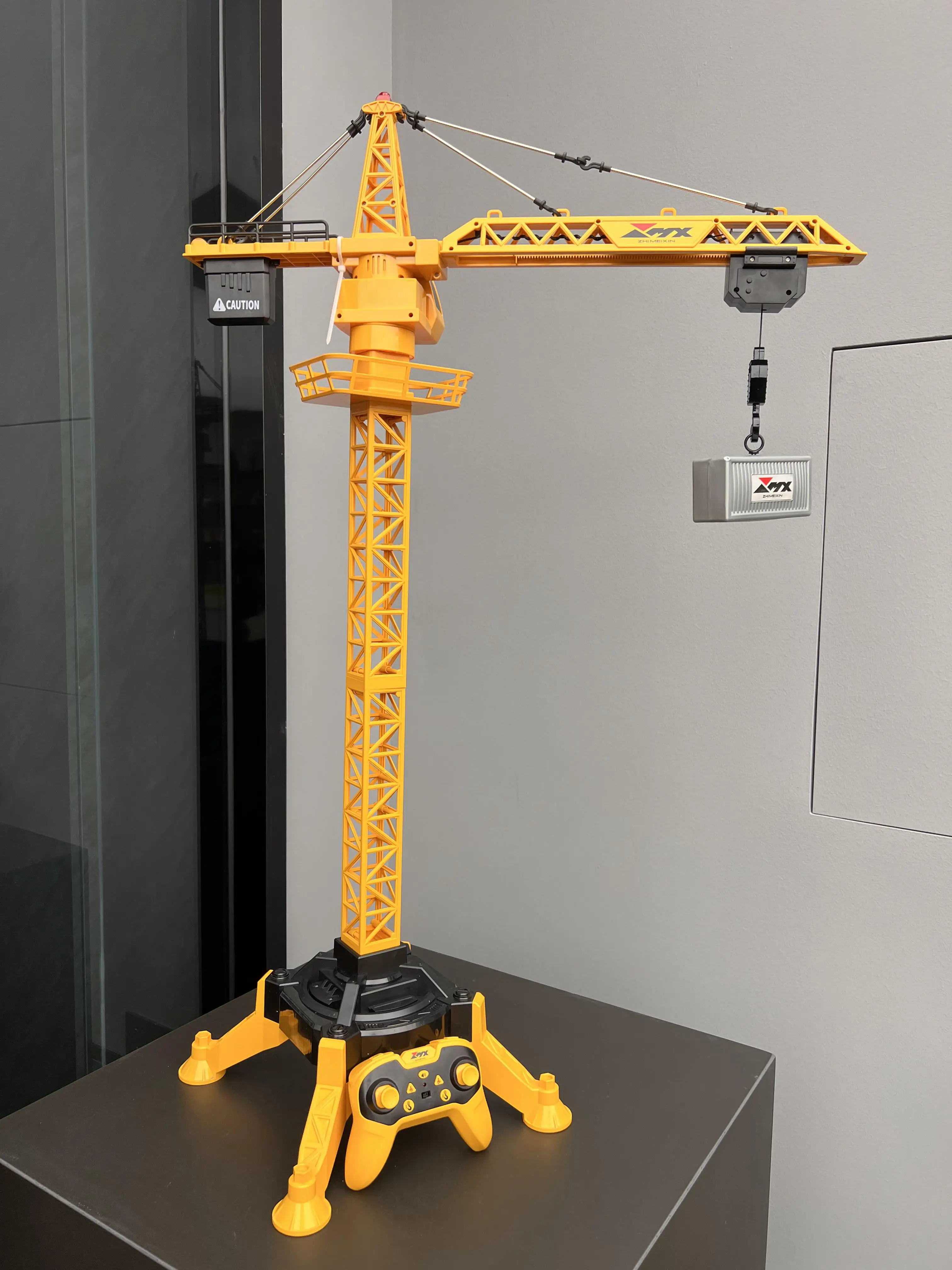 2.4Ghz 9 CH Alloy Remote Control Construction Models Toys with Light and Music RC Tower Crane