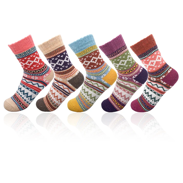 Wholesale Warm Thick Knit Cozy Winter Socks Wool Socks Casual Vintage Socks for Women