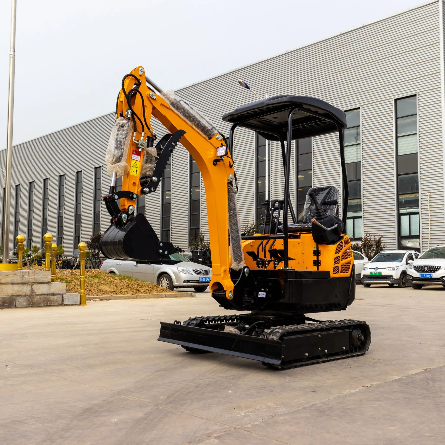 moving Mini Pelle 2 Ton 1 Ton 1.2 Ton Excavator Diesel Excavator Mini