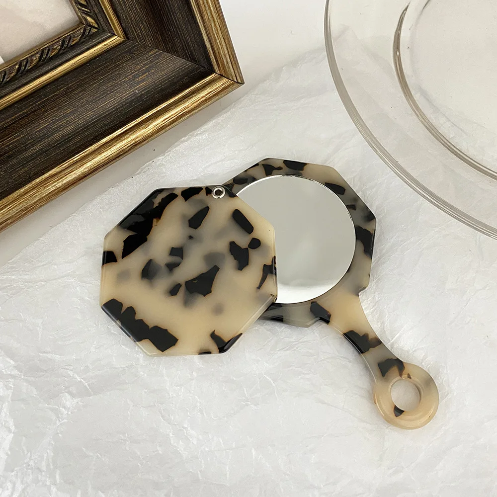 Promotional Gift Makeup Mirror Vintage Beauty  Travel Pocket Mini Portable Handheld Makeup Mirror