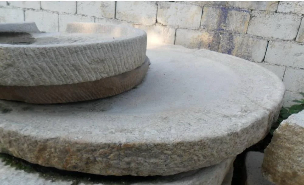 Old Used Antique Grinding Granite Natural Stone Millstones For Garden