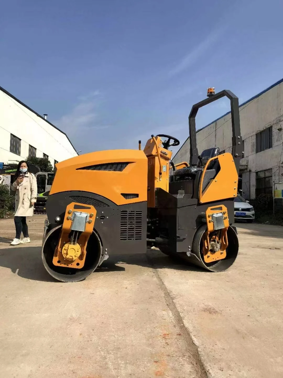 1 ton asphalt vibratory double drum roller remote control double drum trench road roller weight of road roller