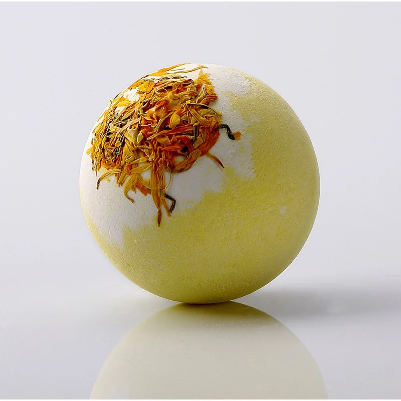 Wholesale OEM scented SPA Foaming salt ball with dry flower colorful bath bombs Essential oil bath ball