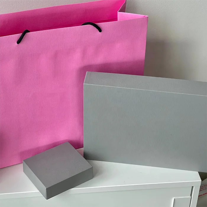 Large cardboard shoe packaging box hardboard paper shoe box luxury shoe boxes with custom logo